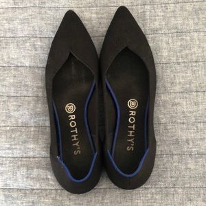 Rothy’s black flats